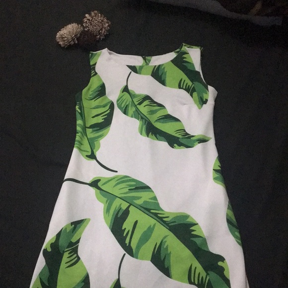 Dresses & Skirts - Summer Dress 🌿